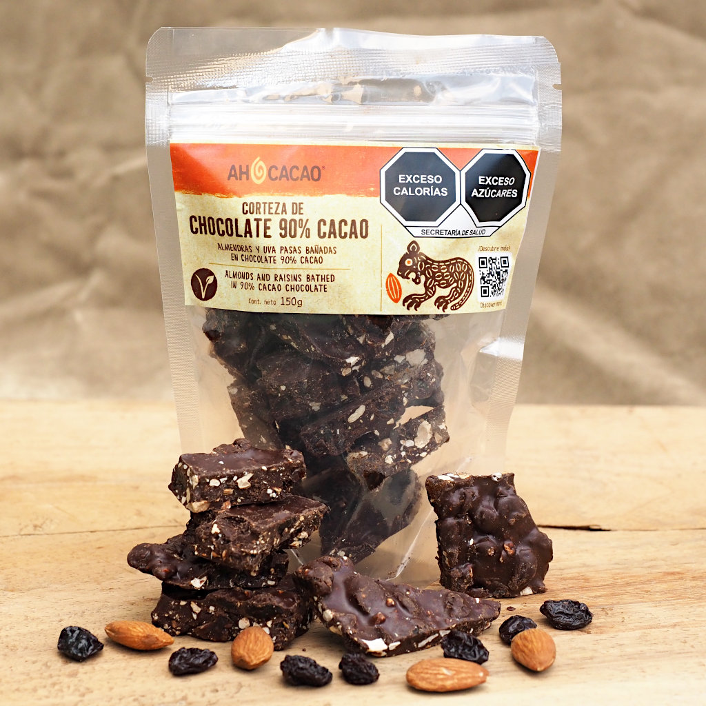 ​Chocolate bark, 90% cacao, almond and raisin, bag 150g.